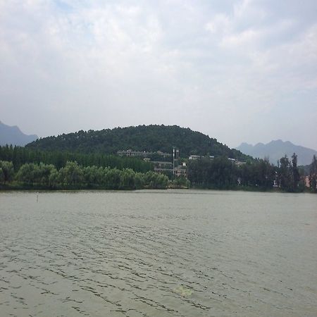 Shanshui Fashion Hotel Paifang Park Чжаоцин Екстер'єр фото