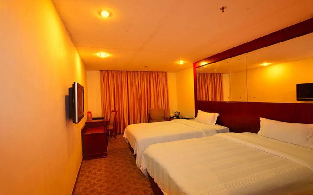 Shanshui Fashion Hotel Paifang Park Чжаоцин Екстер'єр фото